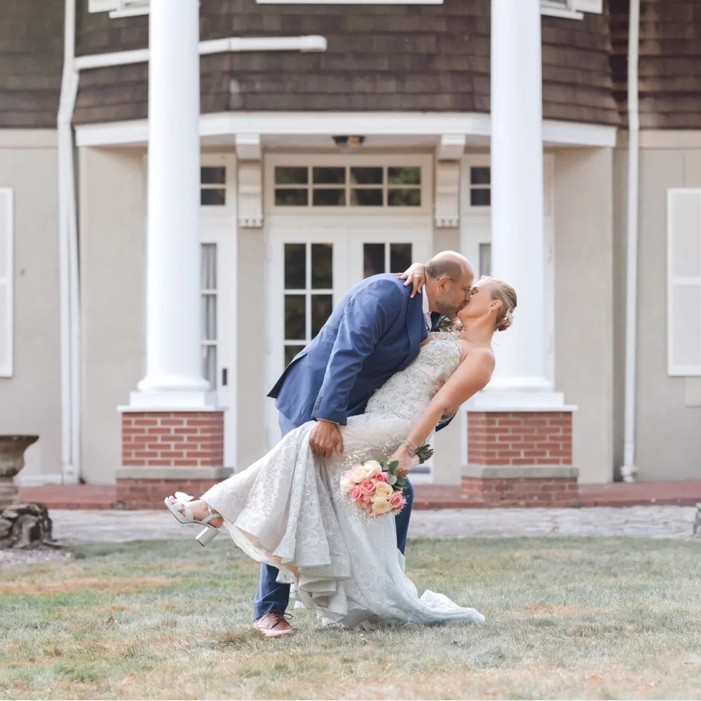 Elegant Blue Lace Evening Gown - Picture 8 of 9